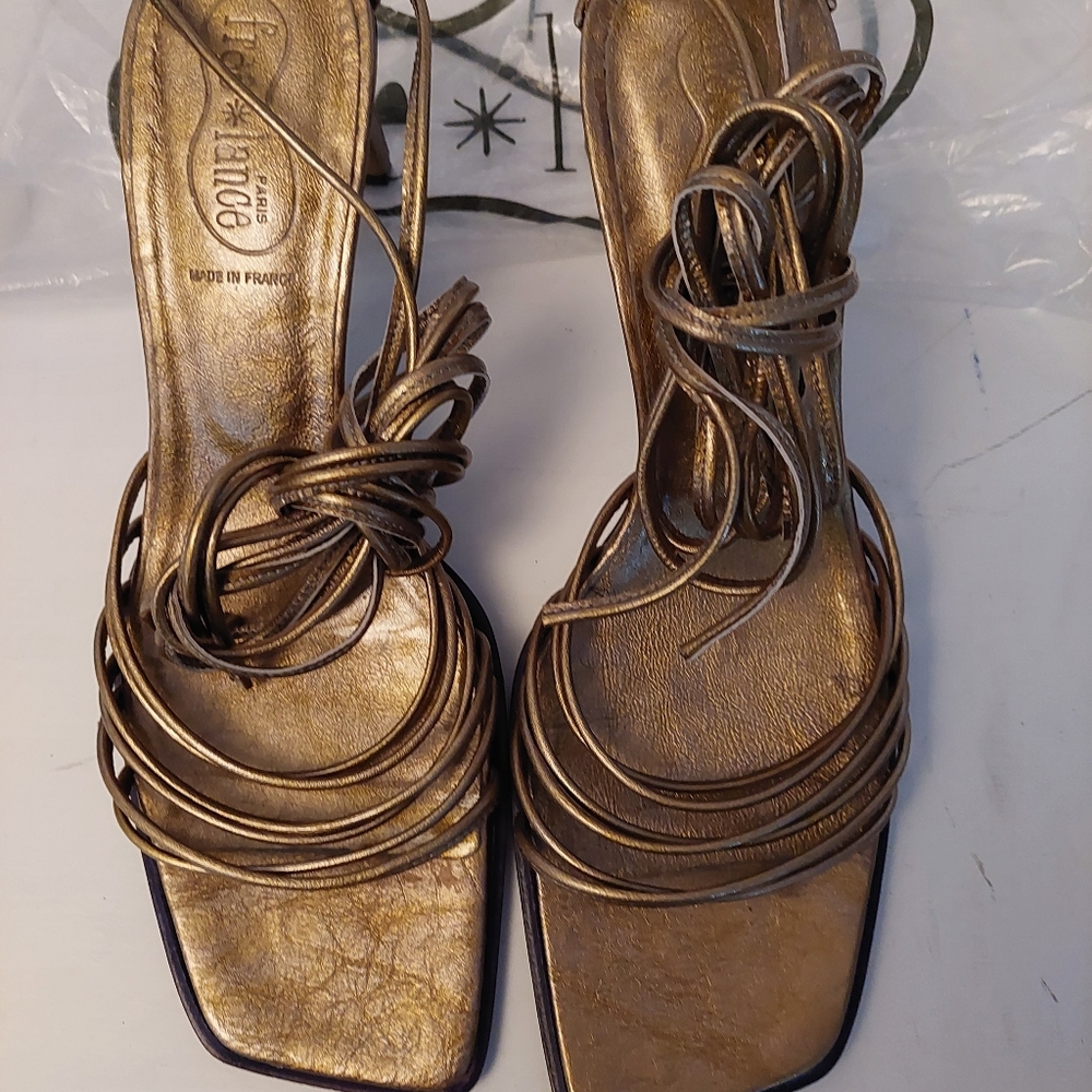 Free lance Metallic leather - khaki color
